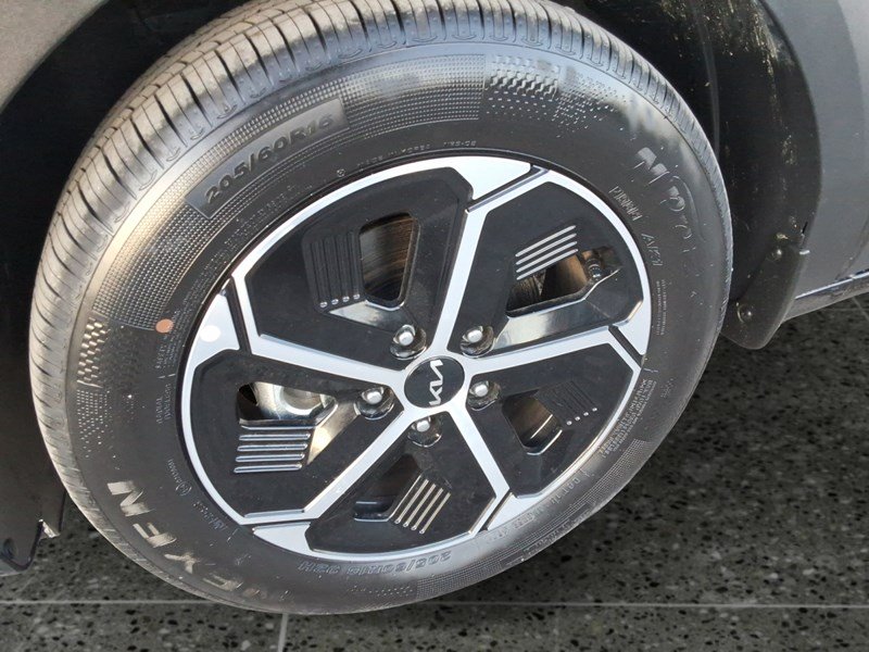 2025 Kia Niro EX Premium