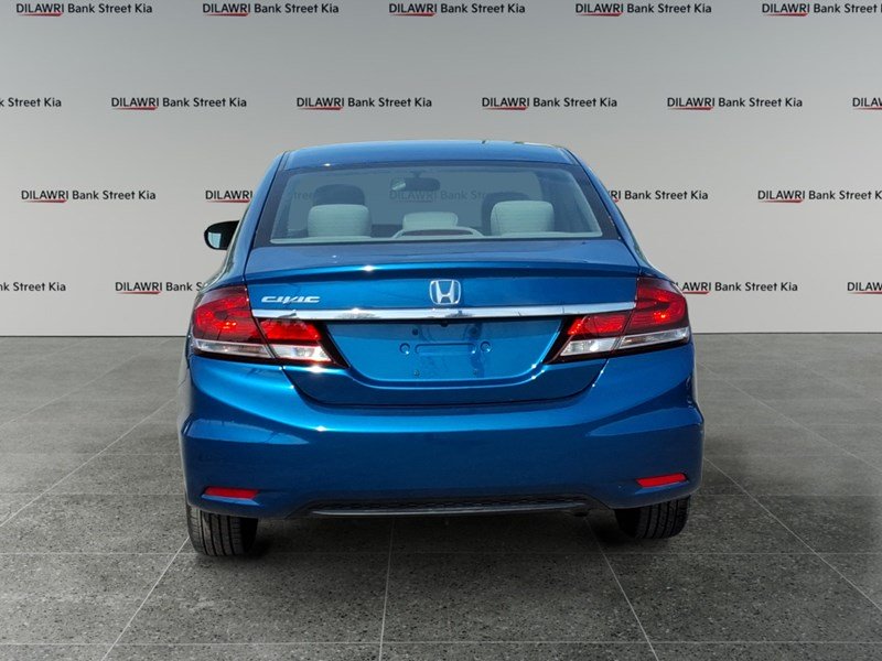 2015 Honda Civic 4dr Auto LX