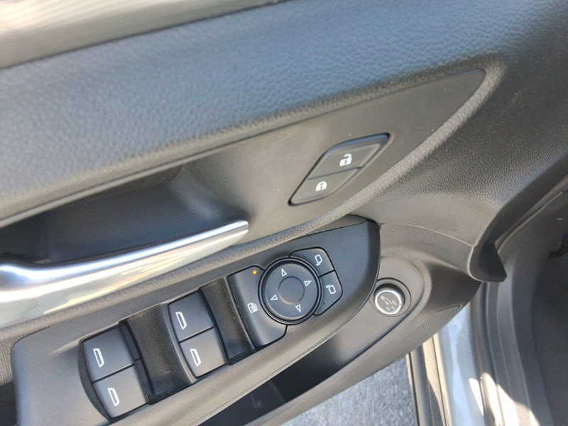 2025 Buick Envista FWD 4dr Sport Touring