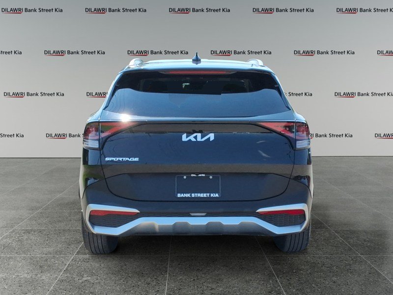 2025 Kia Sportage LX FWD
