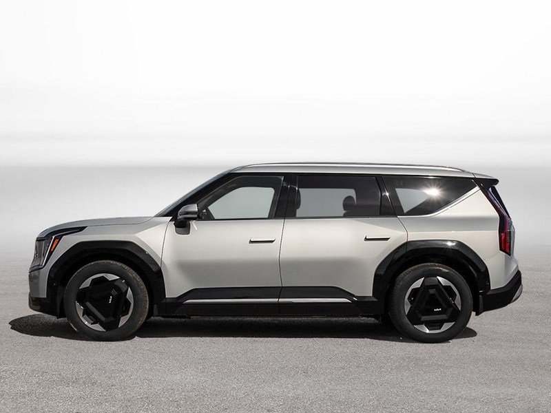 2026 Kia EV9 Land AWD with Premium Pkg