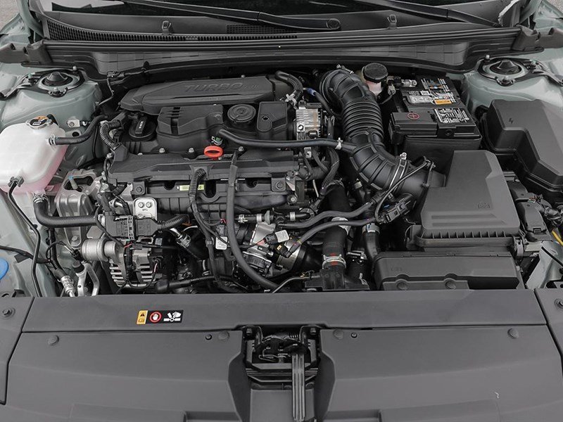 2025 Kia K4 GT-Line Turbo