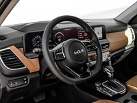 2025 Kia Seltos SX AWD w/Brown Interior