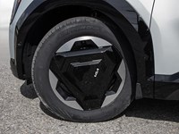 2026 Kia EV9 Land w/Plus Package AWD