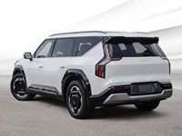 2026 Kia EV9 Land AWD with Premium Pkg