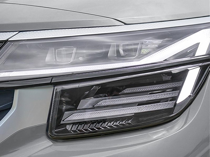 2025 Kia Seltos EX AWD