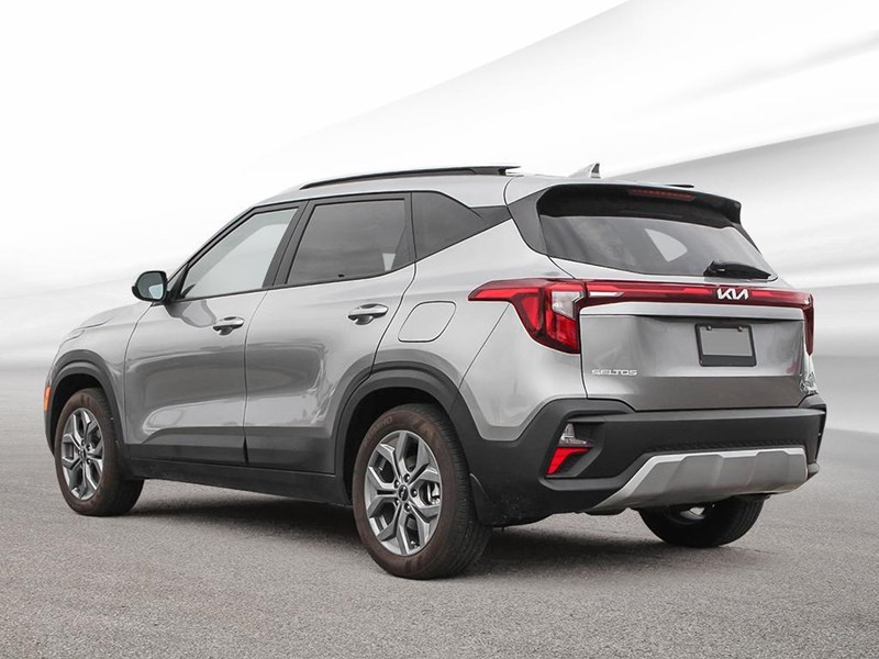 2025 Kia Seltos LX AWD