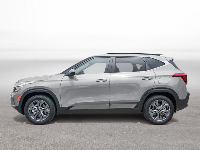 2025 Kia Seltos EX AWD