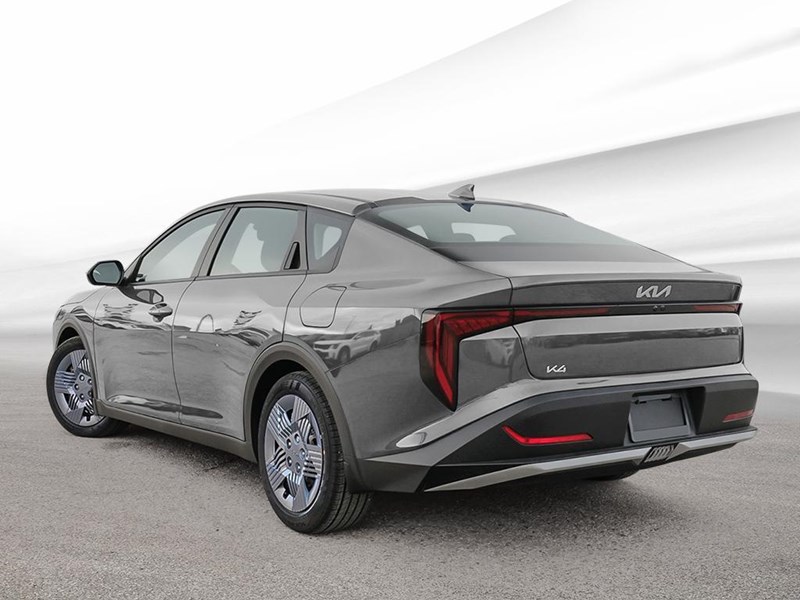 2025 Kia K4 LX FWD