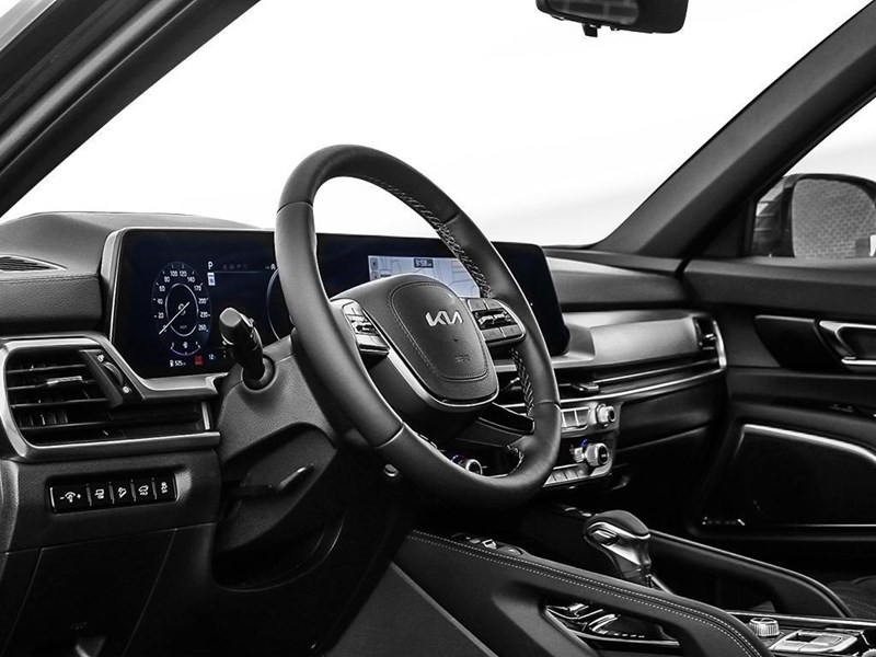 2025 Kia Telluride X-Line AWD w/Terracotta Brown Interior