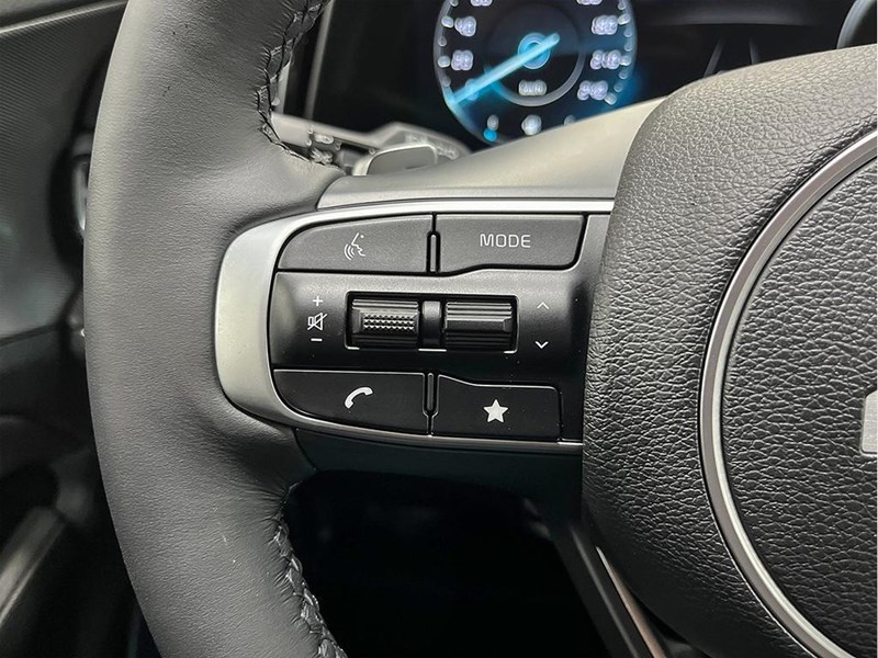 2025 Kia Sportage PHEV SX AWD w/Red Interior