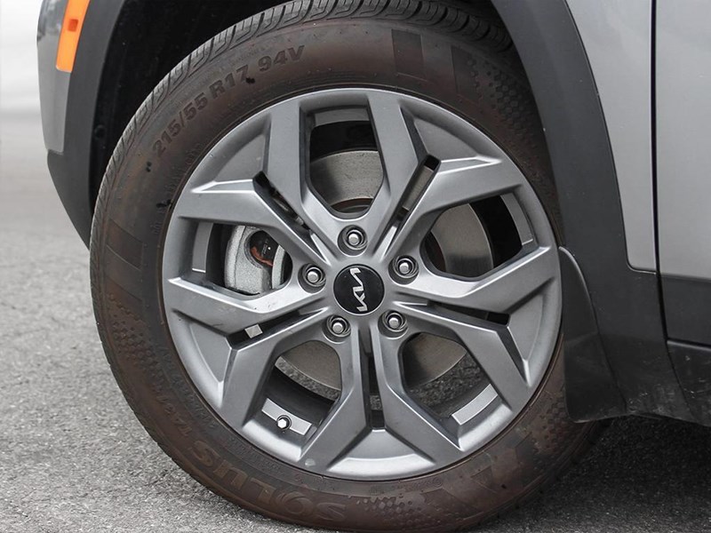 2025 Kia Seltos LX AWD