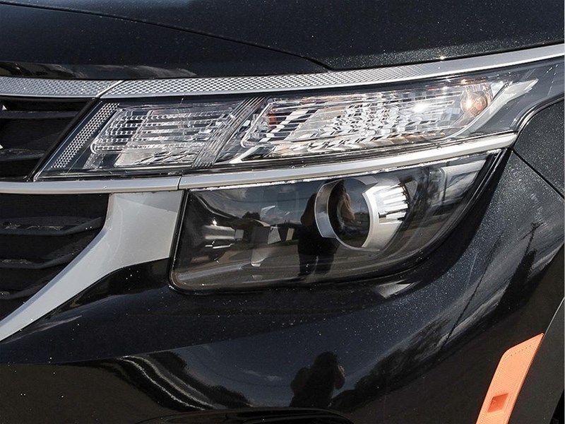 2025 Kia Seltos LX AWD
