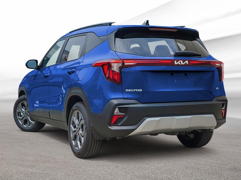 2025 Kia Seltos LX AWD