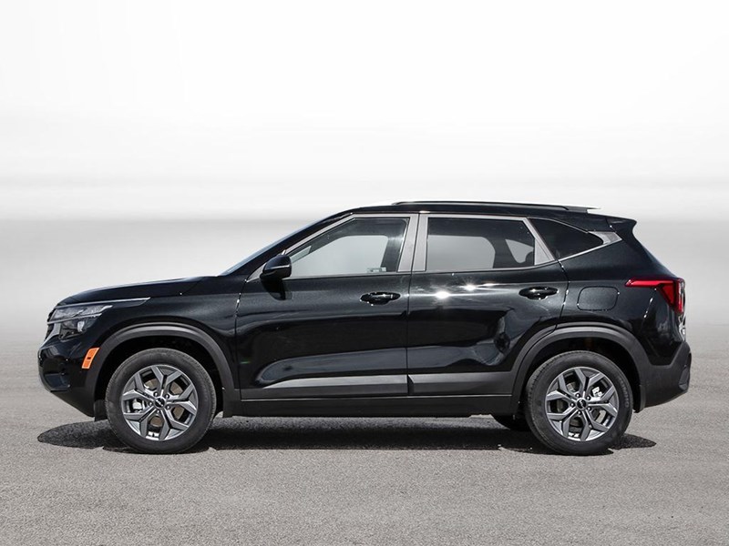 2025 Kia Seltos LX AWD
