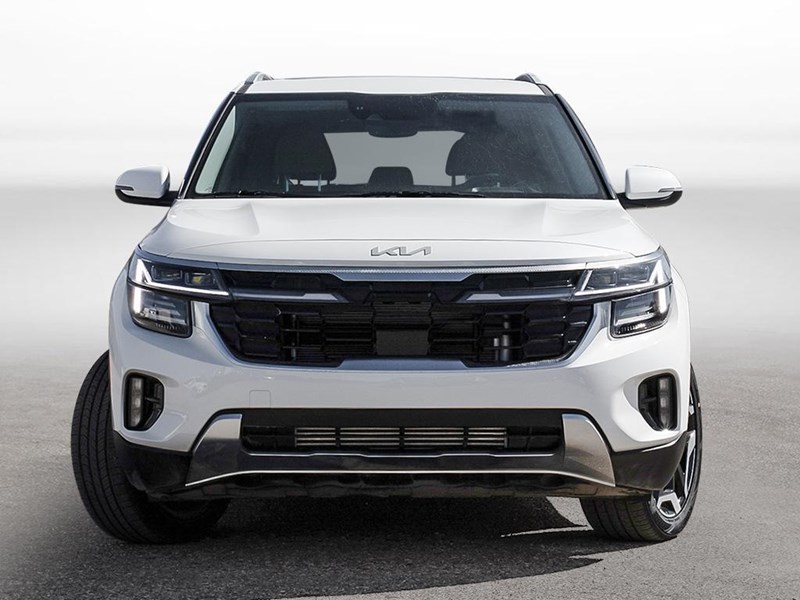2025 Kia Seltos SX AWD w/Brown Interior