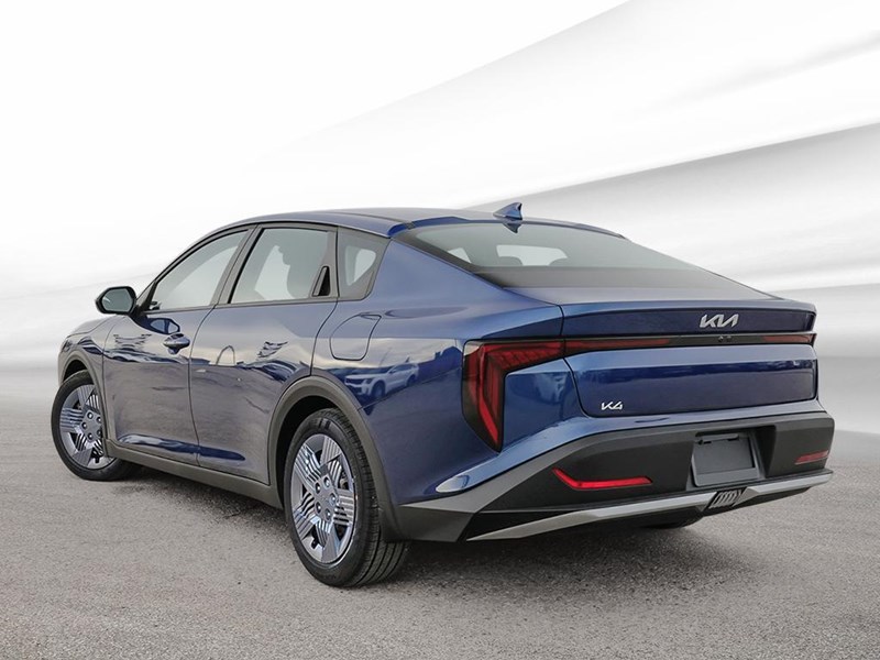 2025 Kia K4 LX FWD