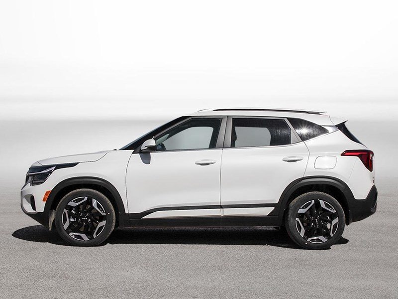 2025 Kia Seltos SX AWD w/Brown Interior