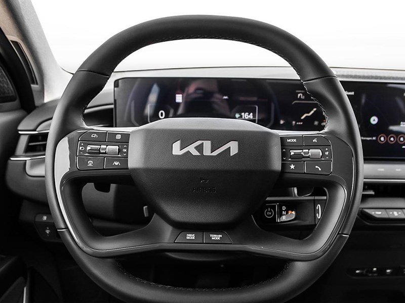 2026 Kia EV9 Land w/Premium Package AWD