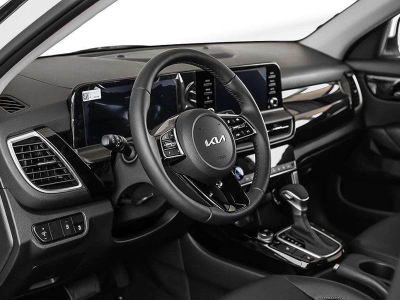 2026 Kia Seltos EX AWD