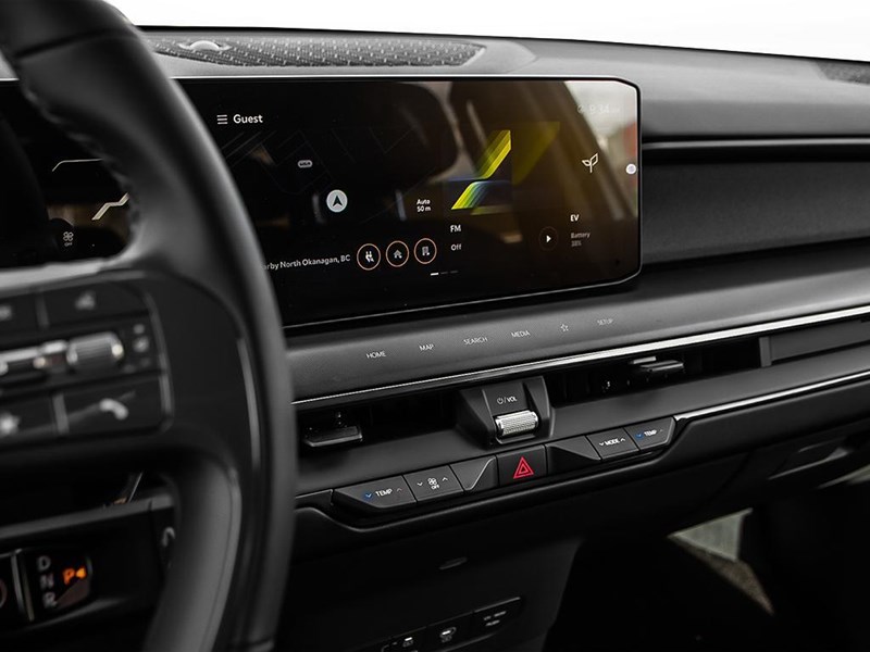 2026 Kia EV9 Land w/Premium Package AWD