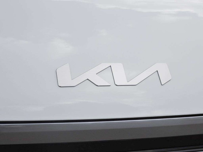 2026 Kia EV9 Land AWD with Premium Pkg