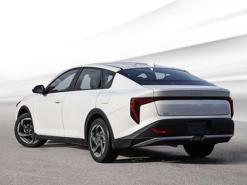 2026 Kia K4 EX