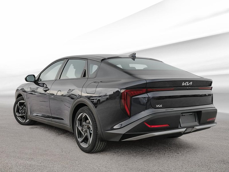 2025 Kia K4 EX