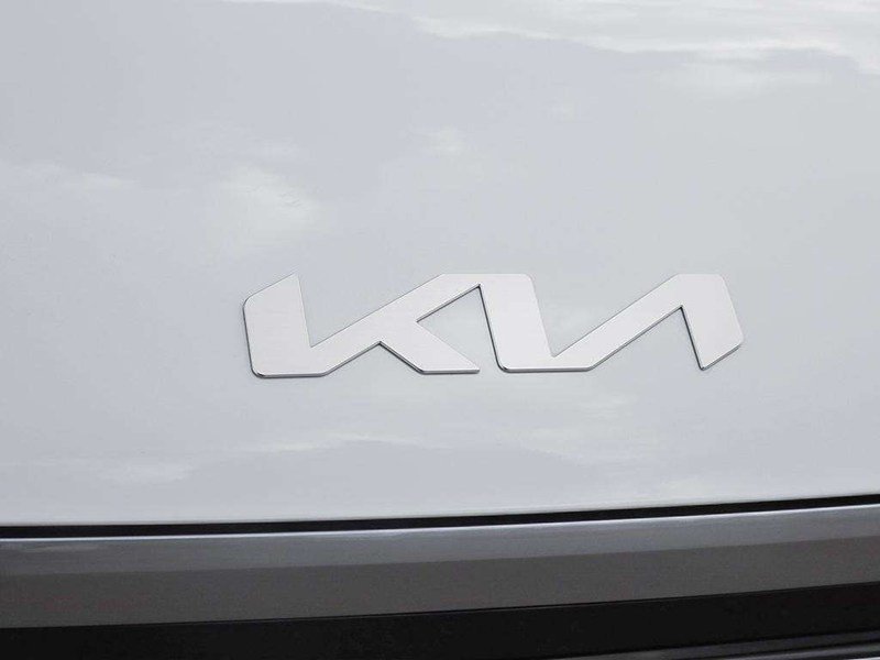 2026 Kia EV9 Land AWD with Premium Pkg