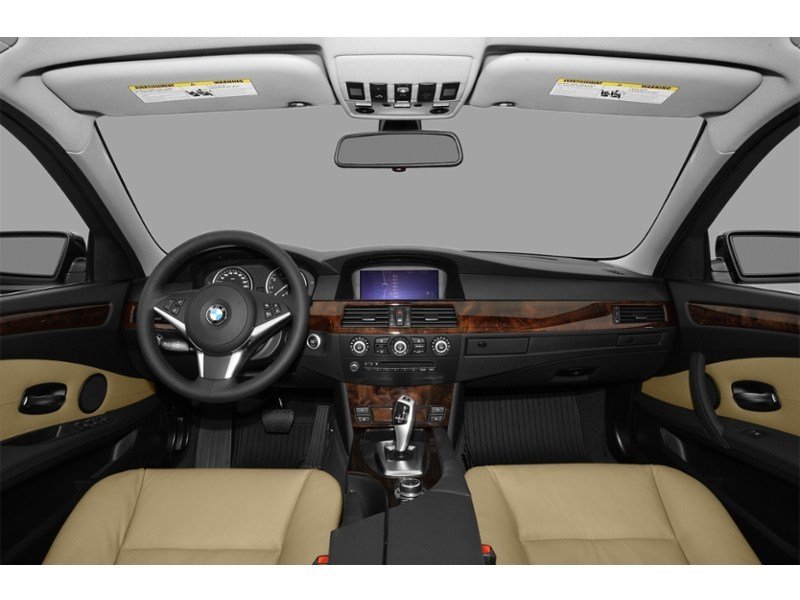 2009 BMW 528 i Interior Shot 7