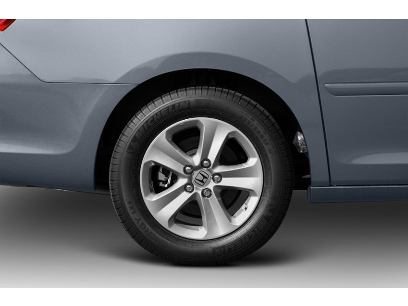 2009 Honda Odyssey Touring (A5) Exterior Shot 5