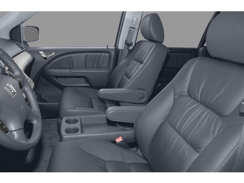 2009 Honda Odyssey Touring (A5) Interior Shot 5