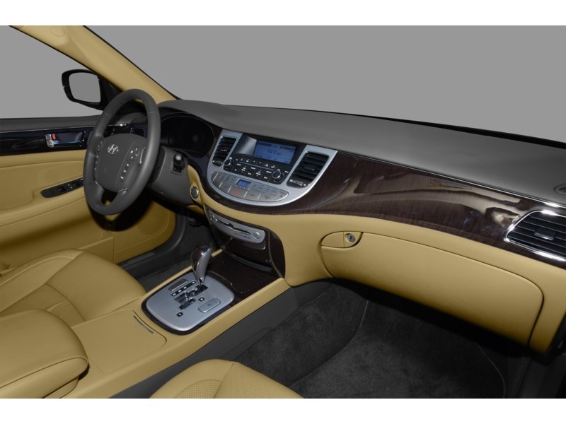 Ottawa S Used 2011 Hyundai Genesis 4 6 Technology In Stock