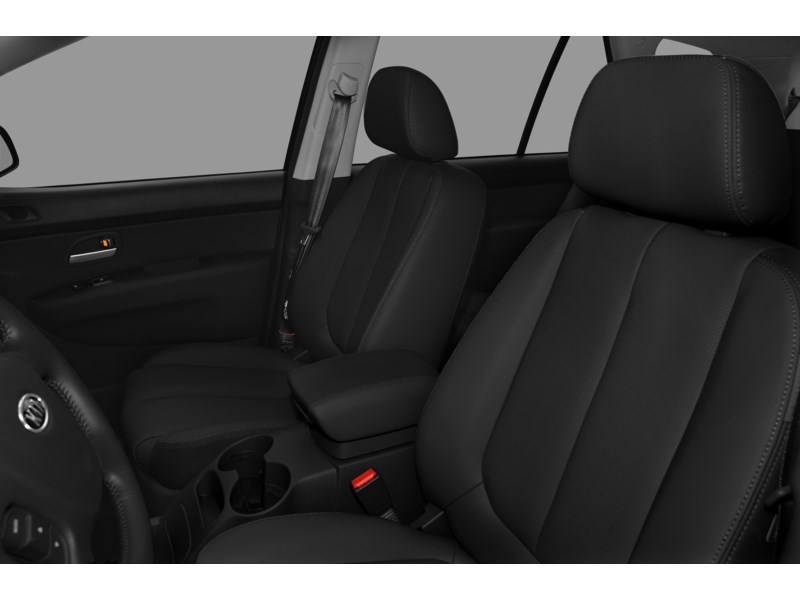 2011 Kia Rondo LX 5-Seater (A4) Interior Shot 5