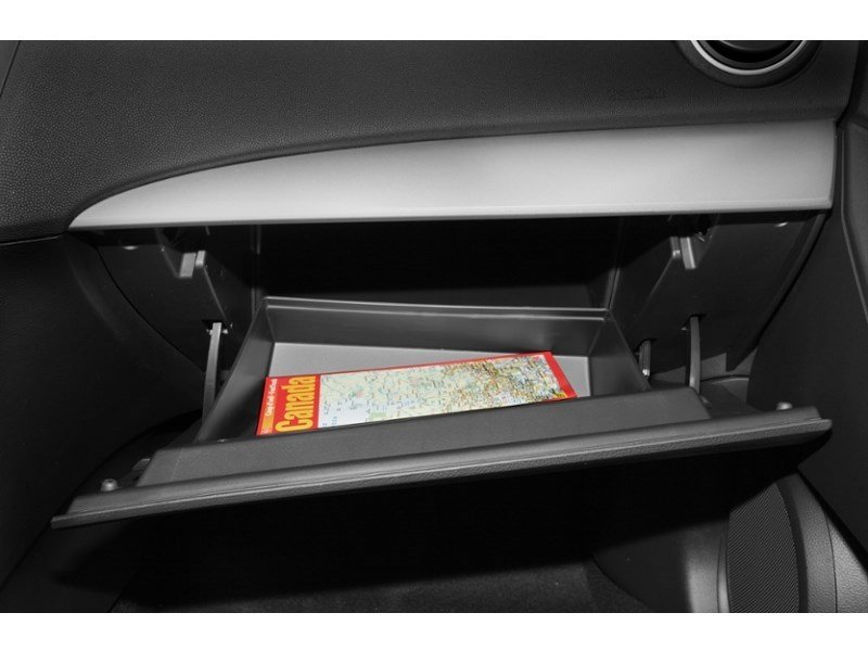 2011 Mazda Mazda3 Sport GS (M6) Interior Shot 4
