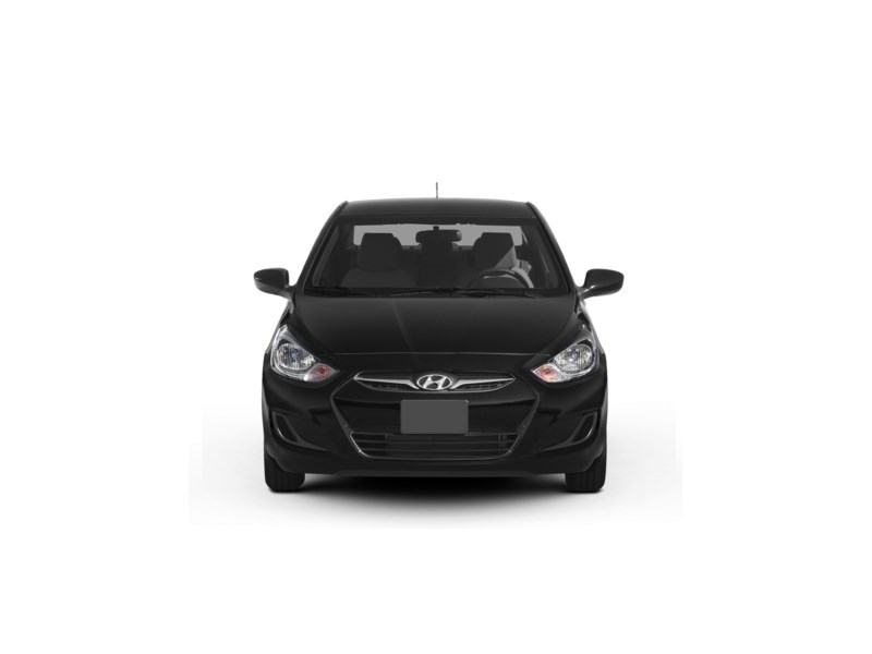 2012 Hyundai Accent GL Exterior Shot 18