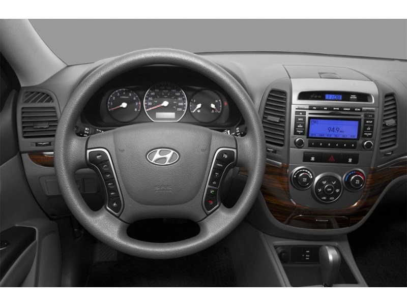 2012 Hyundai Santa Fe GL 3.5 (A6) Interior Shot 3