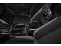2016 Ford Escape SE Interior Shot 8