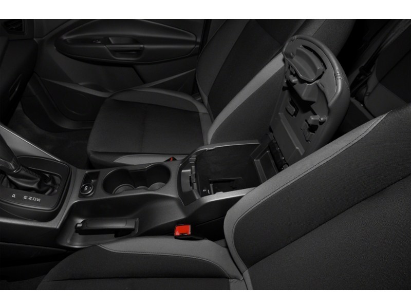 2016 Ford Escape SE Interior Shot 8