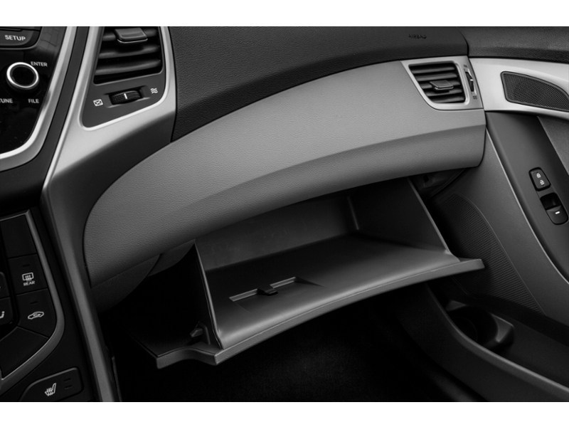 2015 Hyundai Elantra GLS (A6) Interior Shot 4