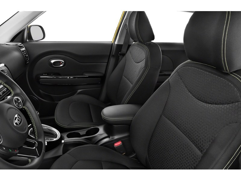 2014 Kia Soul EX (A6) Interior Shot 4