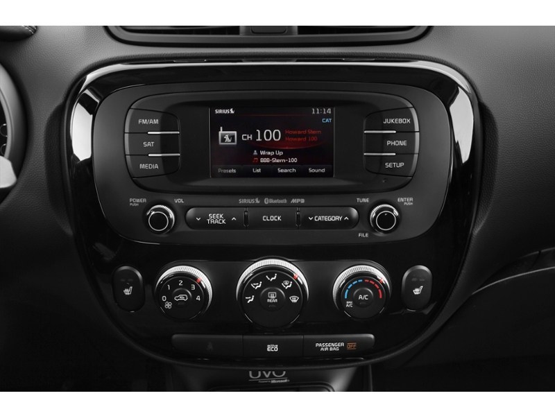 2014 Kia Soul EX (A6) Interior Shot 2