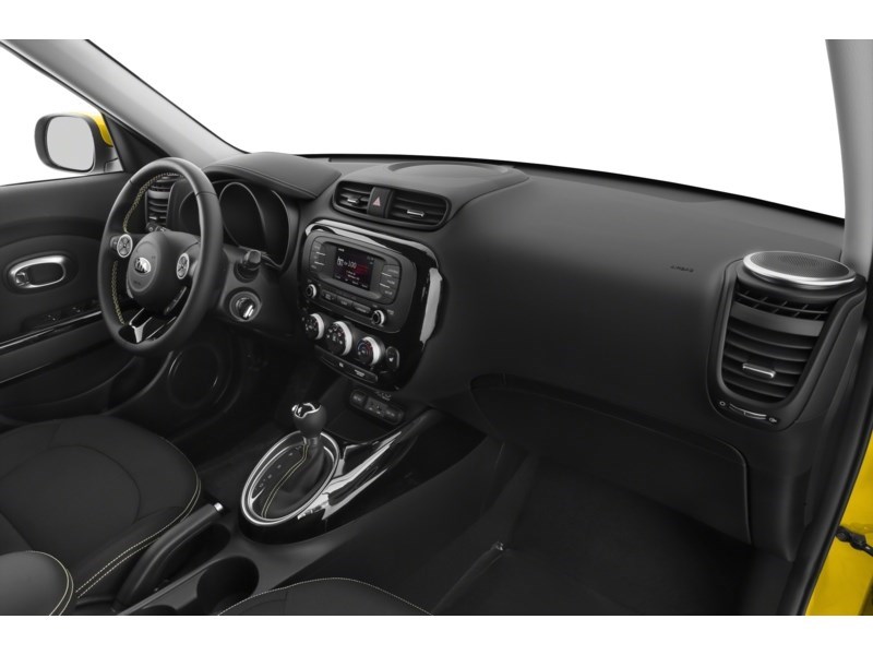 2015 Kia Soul EX (A6) Interior Shot 1