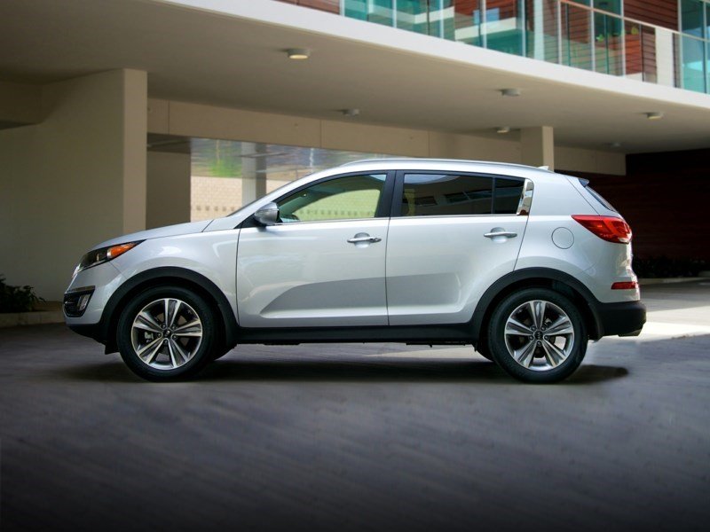 2016 Kia Sportage LX (A6) OEM Shot 2