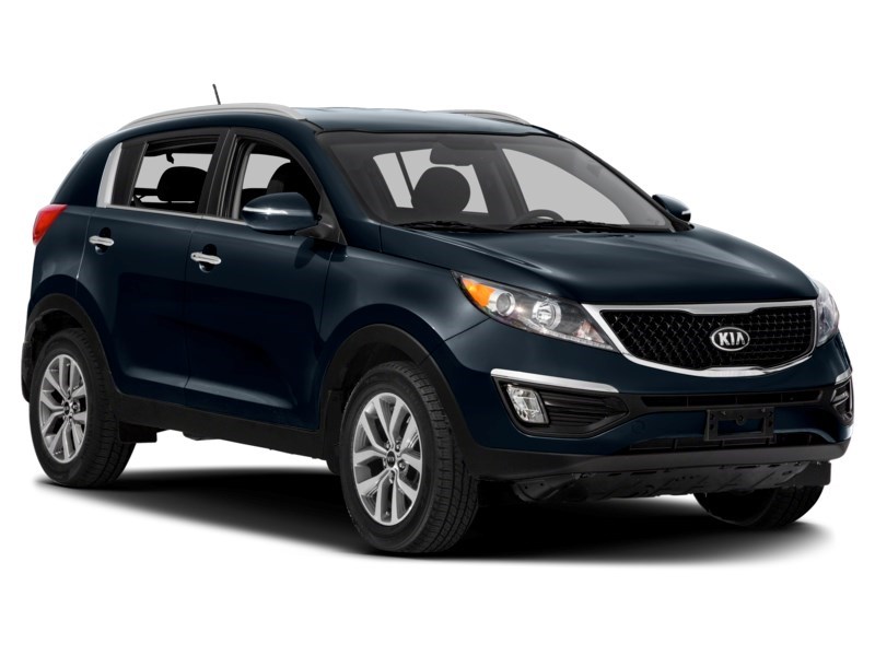2015 Kia Sportage LX (A6) Exterior Shot 9