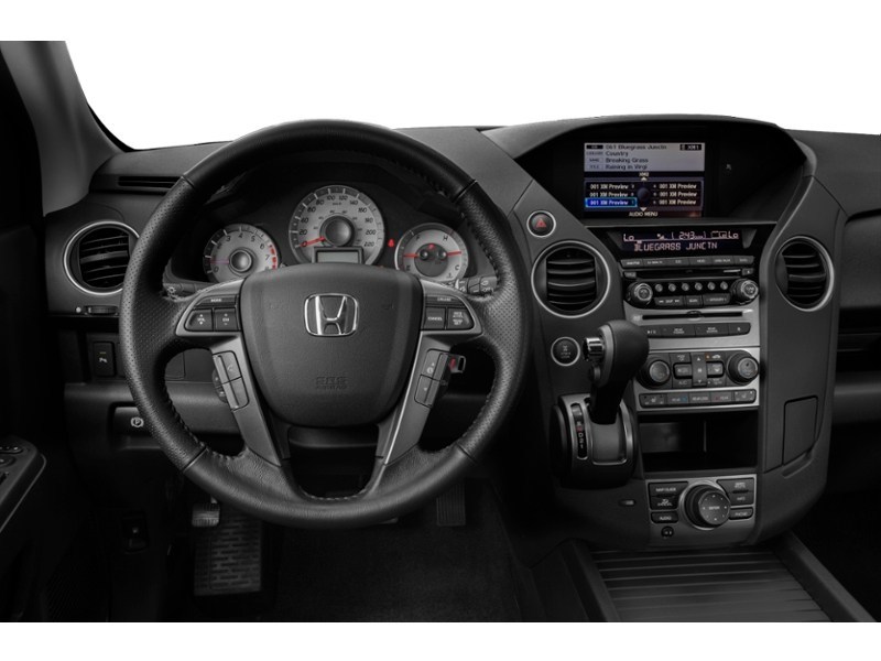 2013 Honda Pilot Touring (A5) Interior Shot 3