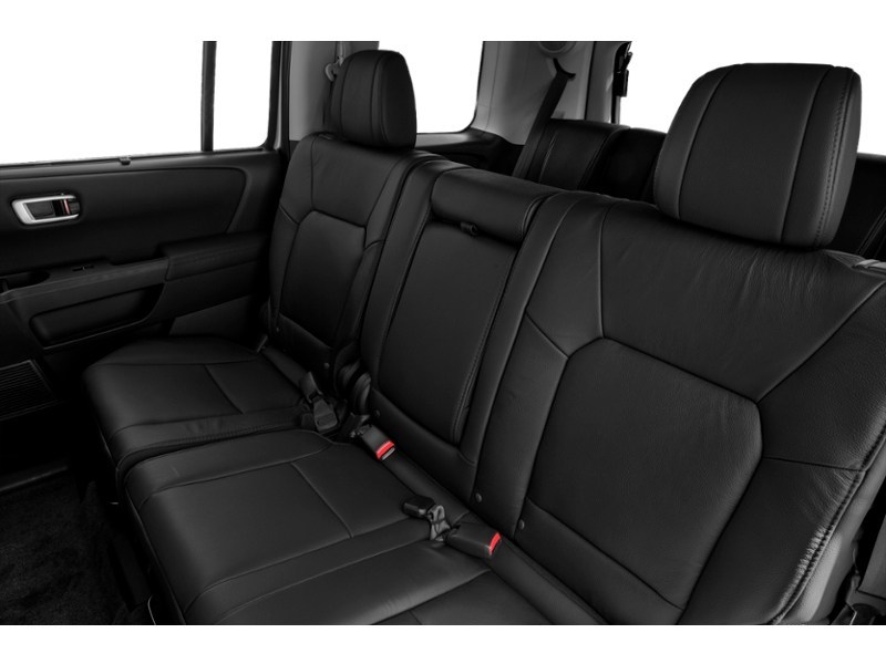 2013 Honda Pilot Touring (A5) Interior Shot 6
