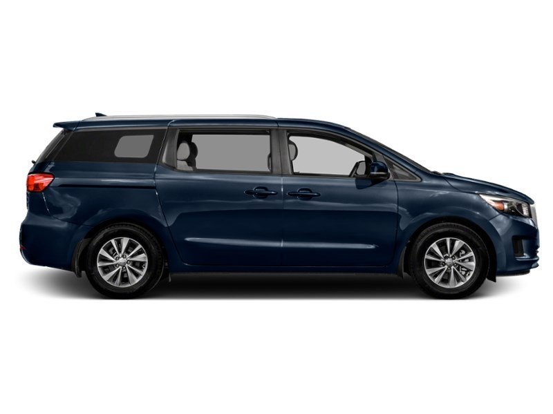 2015 Kia Sedona LX Exterior Shot 11