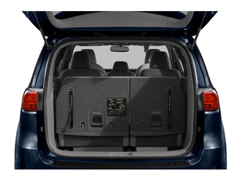 2015 Kia Sedona LX Exterior Shot 4