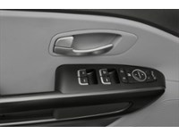 2015 Kia Sedona LX Exterior Shot 14